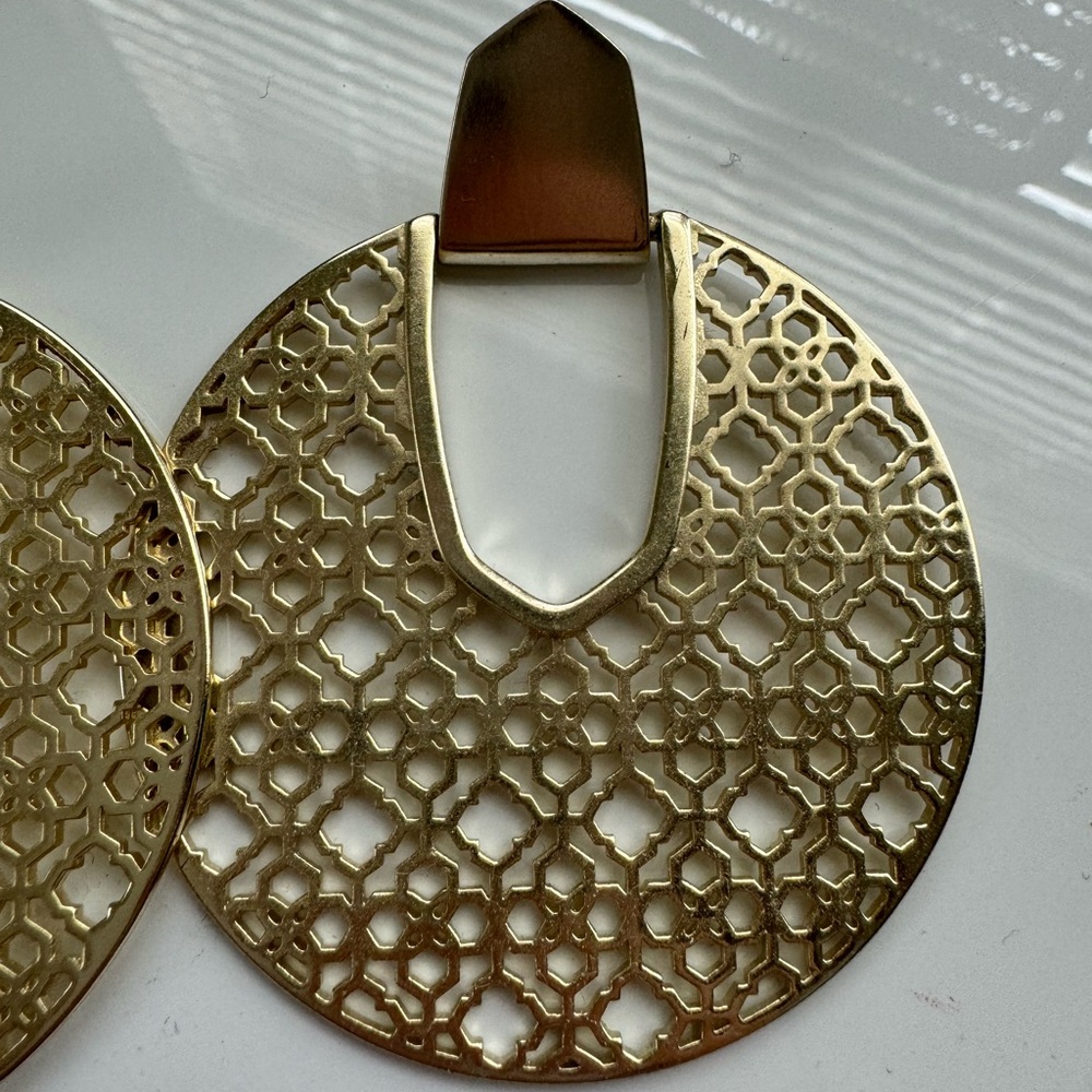 Kendra Scott Diane Gold Filigree Earrings - Picture 3 of 5